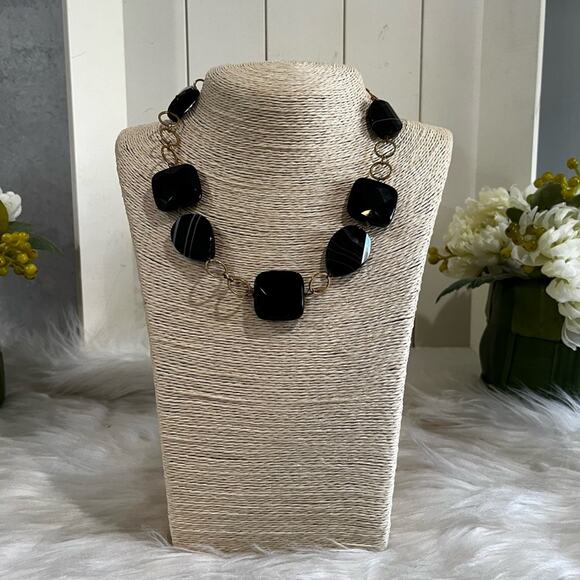 NEW Technibond Onyx Stone Varigated Bead Gold Circular Clasp Statement Necklace - Picture 7 of 15